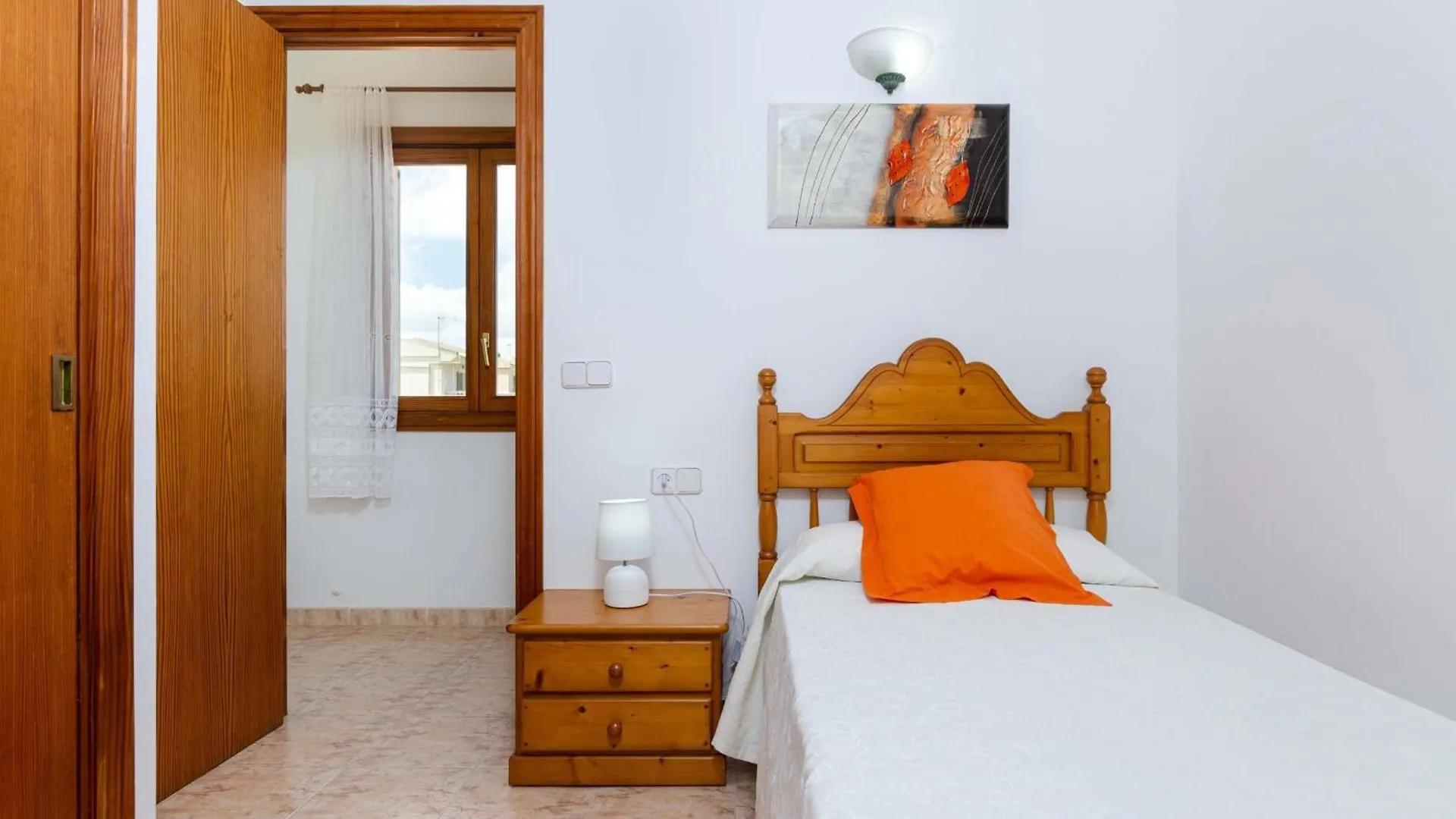 Yourhouse Ca Na Maria contacts